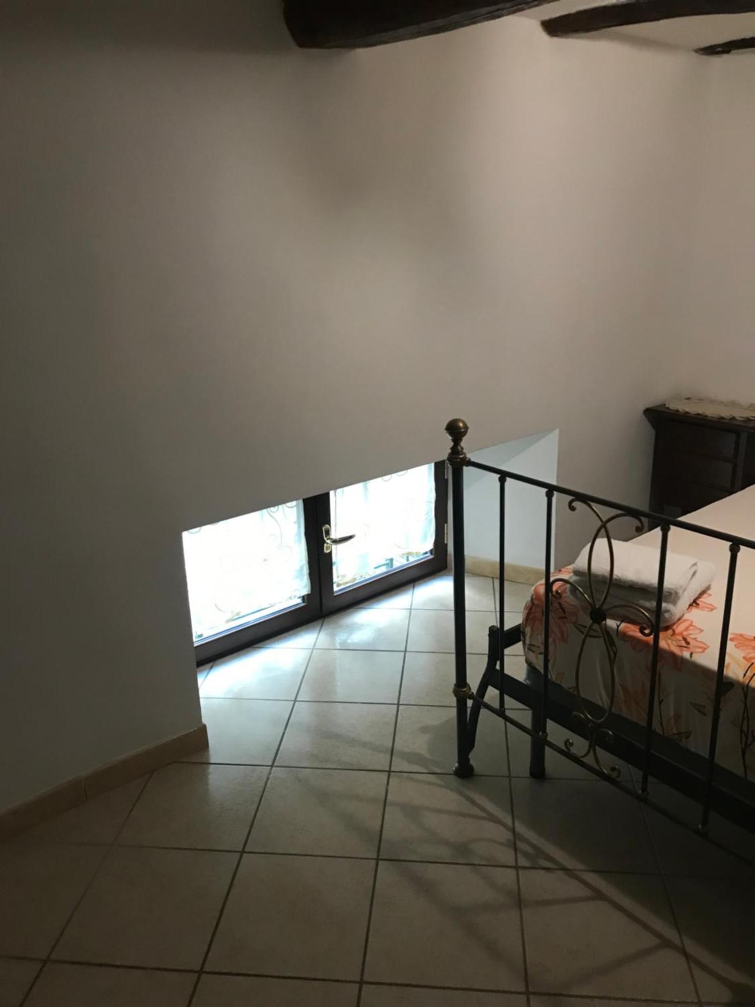 Alleria Napels Buitenkant foto